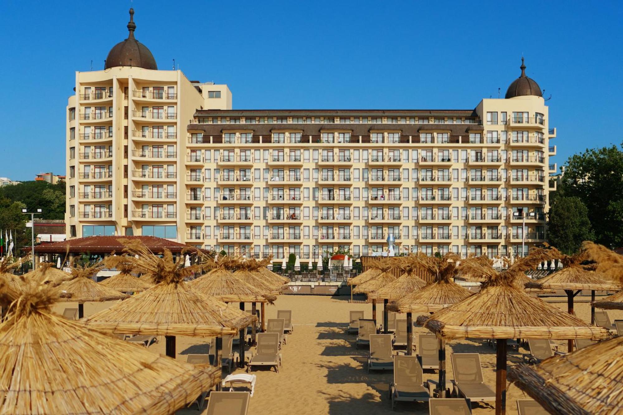 Admiral Hotel Golden Sands Exterior photo